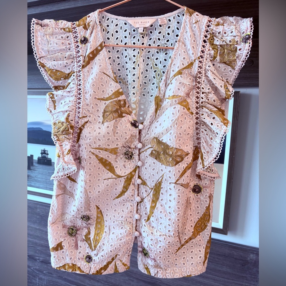 Ted Baker adaale cabana top ted size 1 ( US womens 4 )